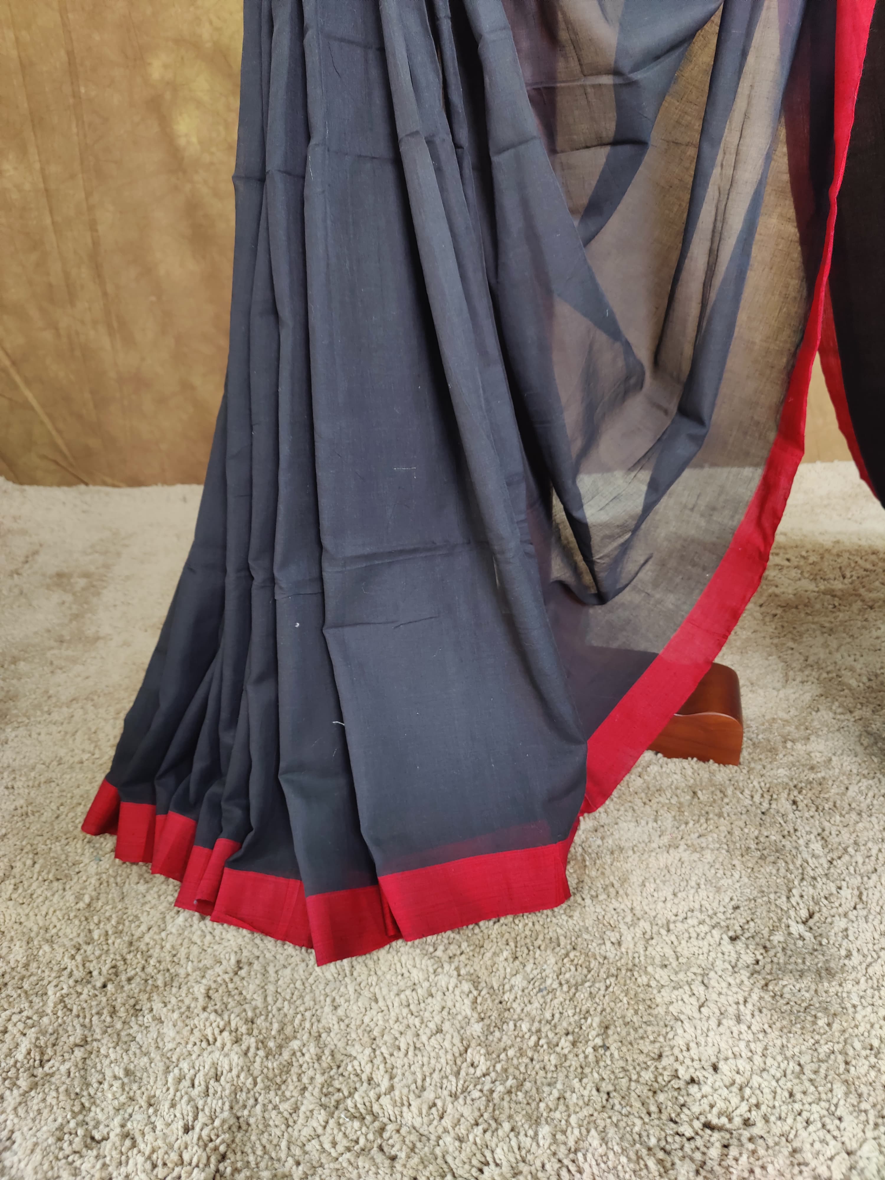 Mulmul cotton handloom black saree with red border