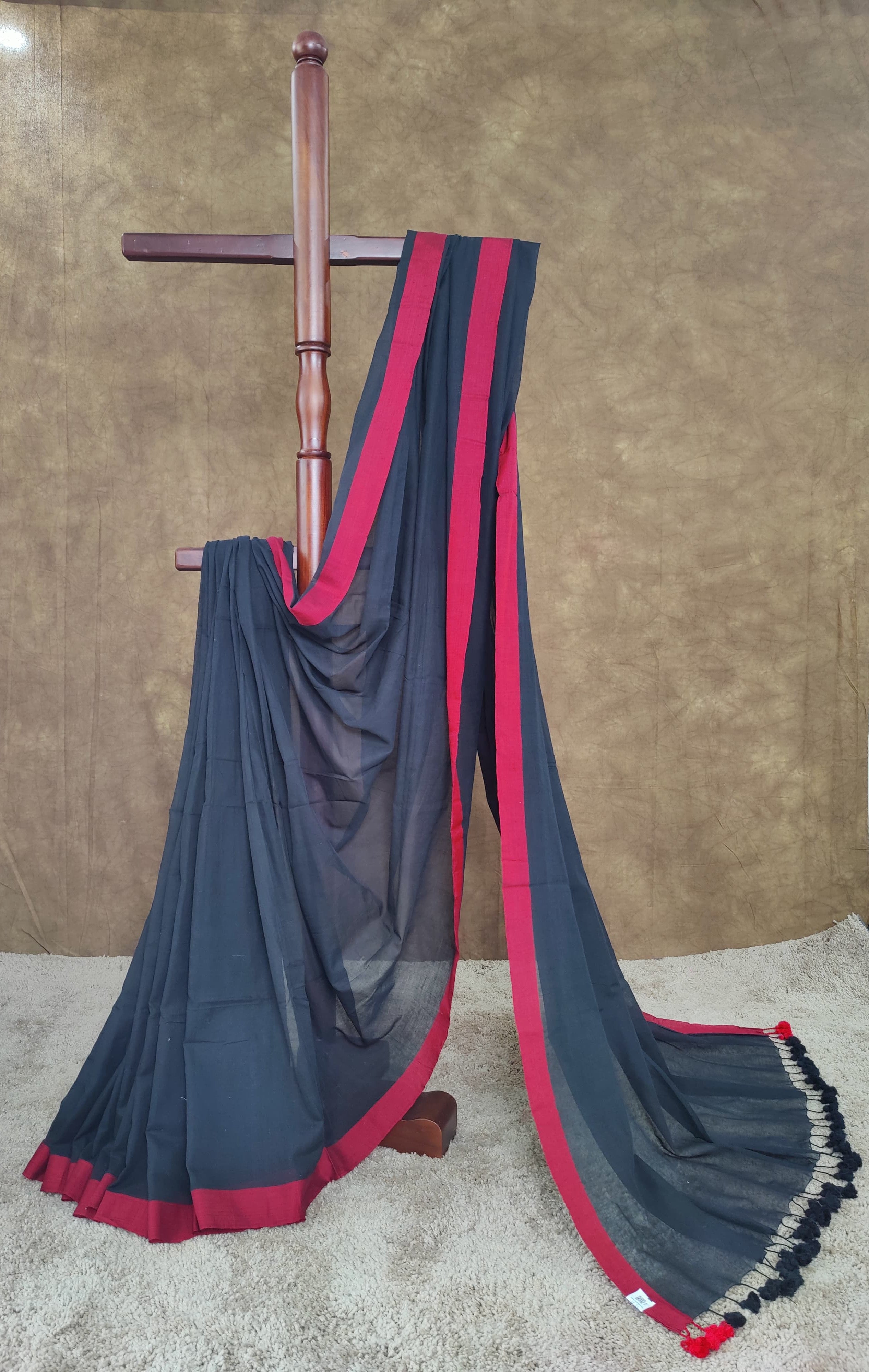 Mulmul cotton handloom black saree with red border