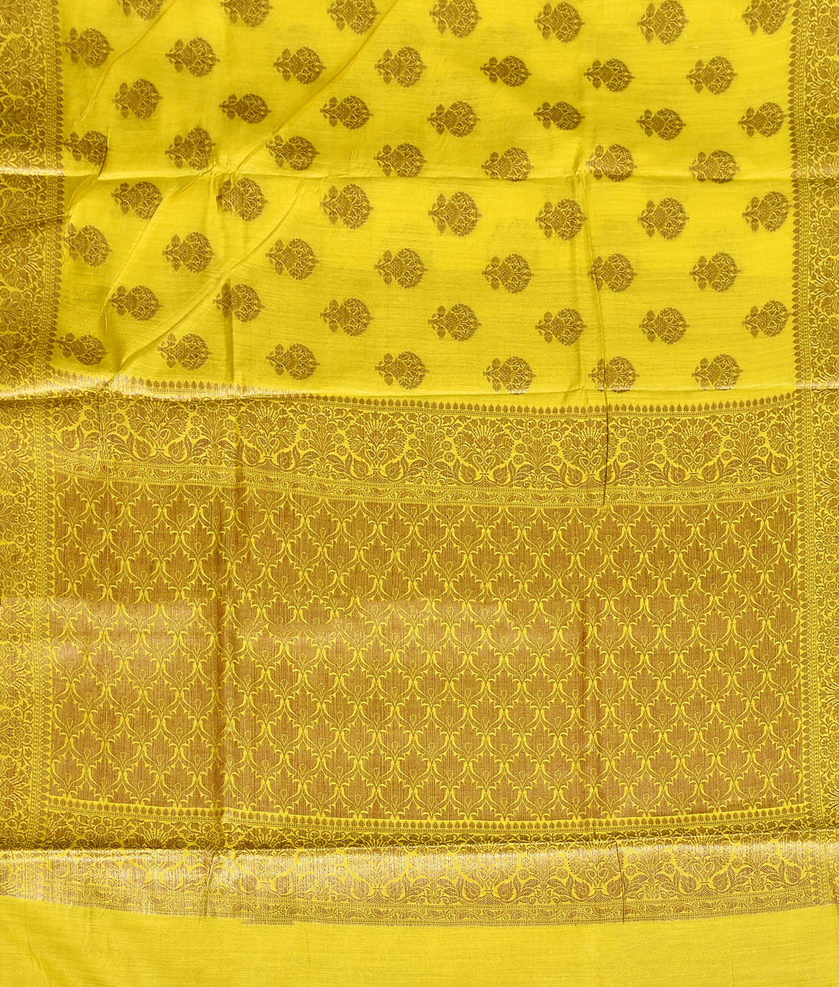 Elegant yellow silk saree with exquisite zari work