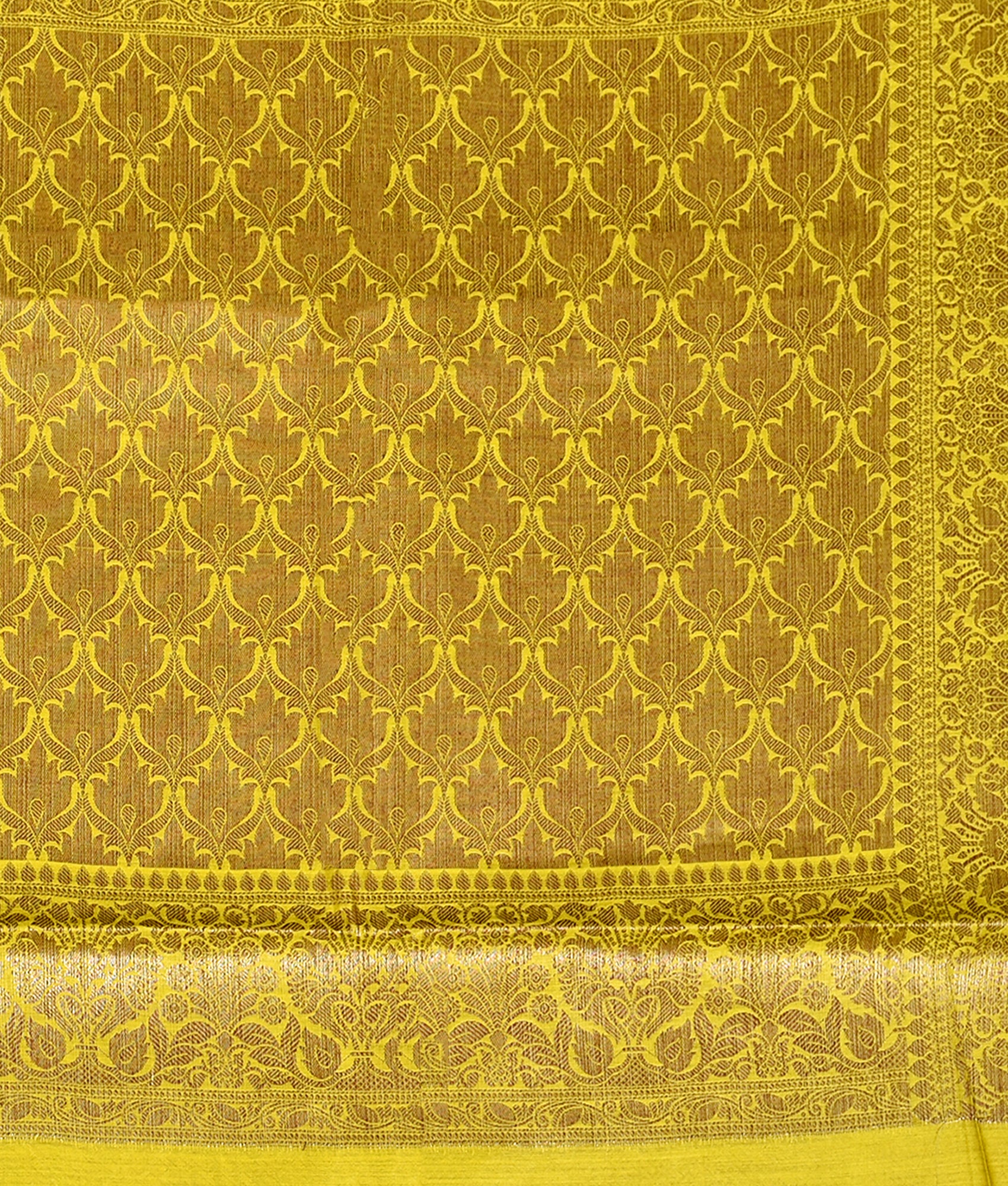 Elegant yellow silk saree with exquisite zari work