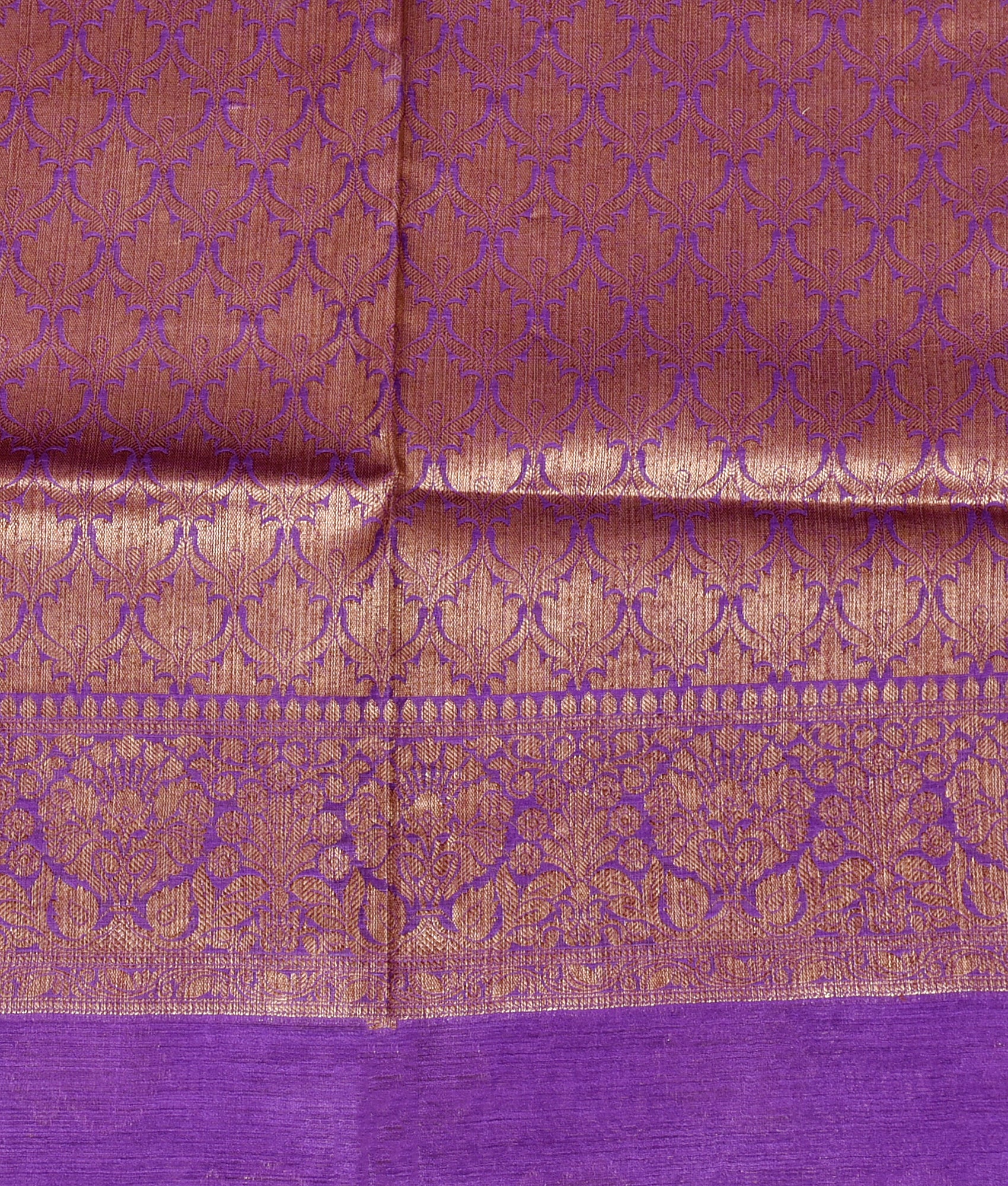 Regal Radiance: Royal Purple Handloom Silk Saree with Zari Work