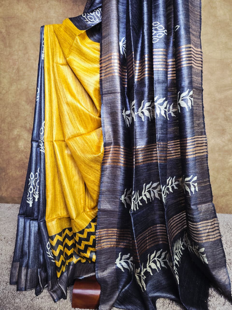 Handloom Silk Saree in Charcoal Grey & Mustard – Modern Ethnic Charm
