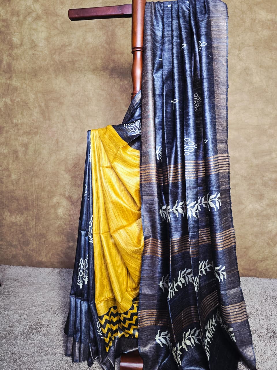 Handloom Silk Saree in Charcoal Grey & Mustard – Modern Ethnic Charm