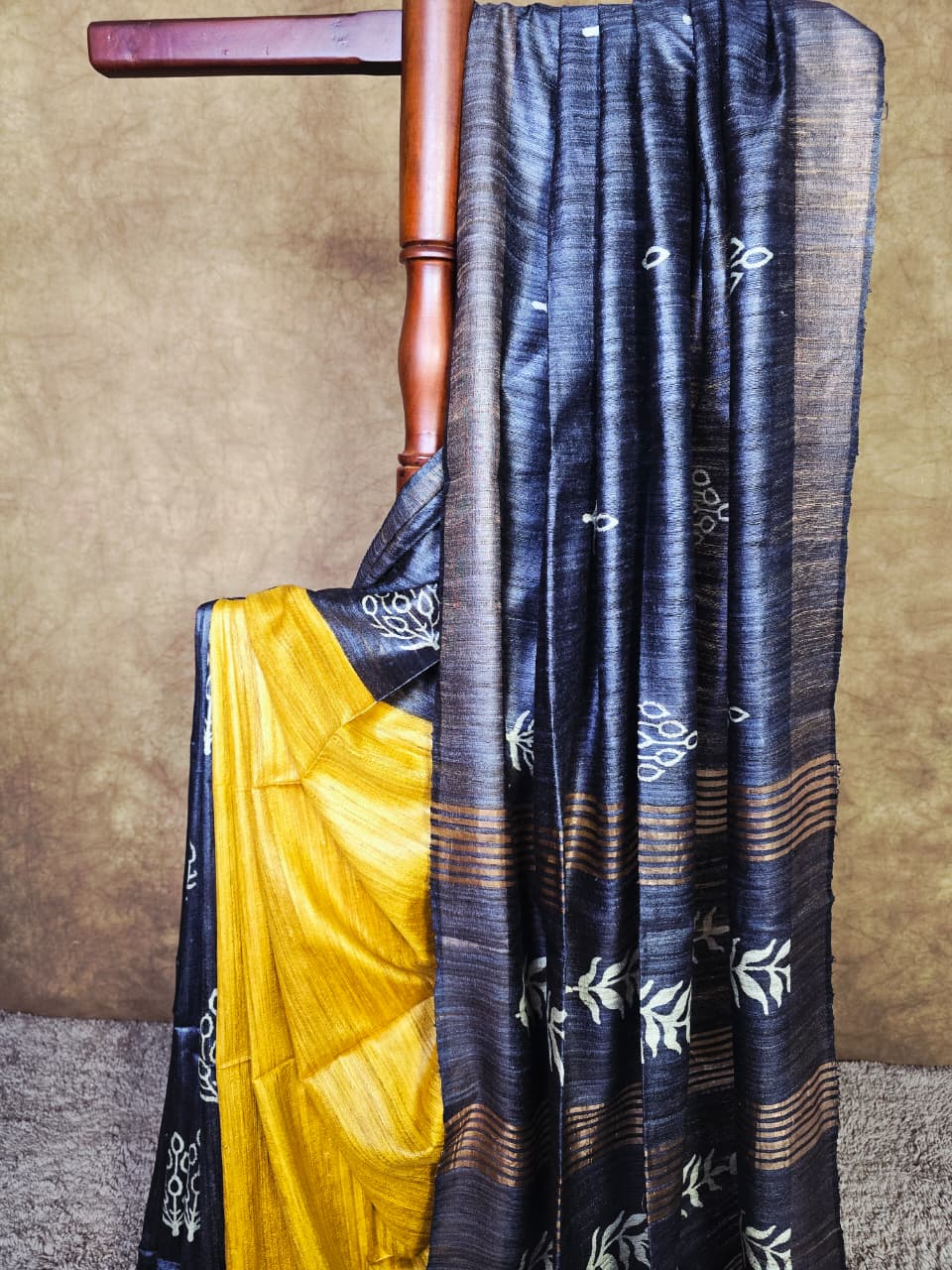 Handloom Silk Saree in Charcoal Grey & Mustard – Modern Ethnic Charm