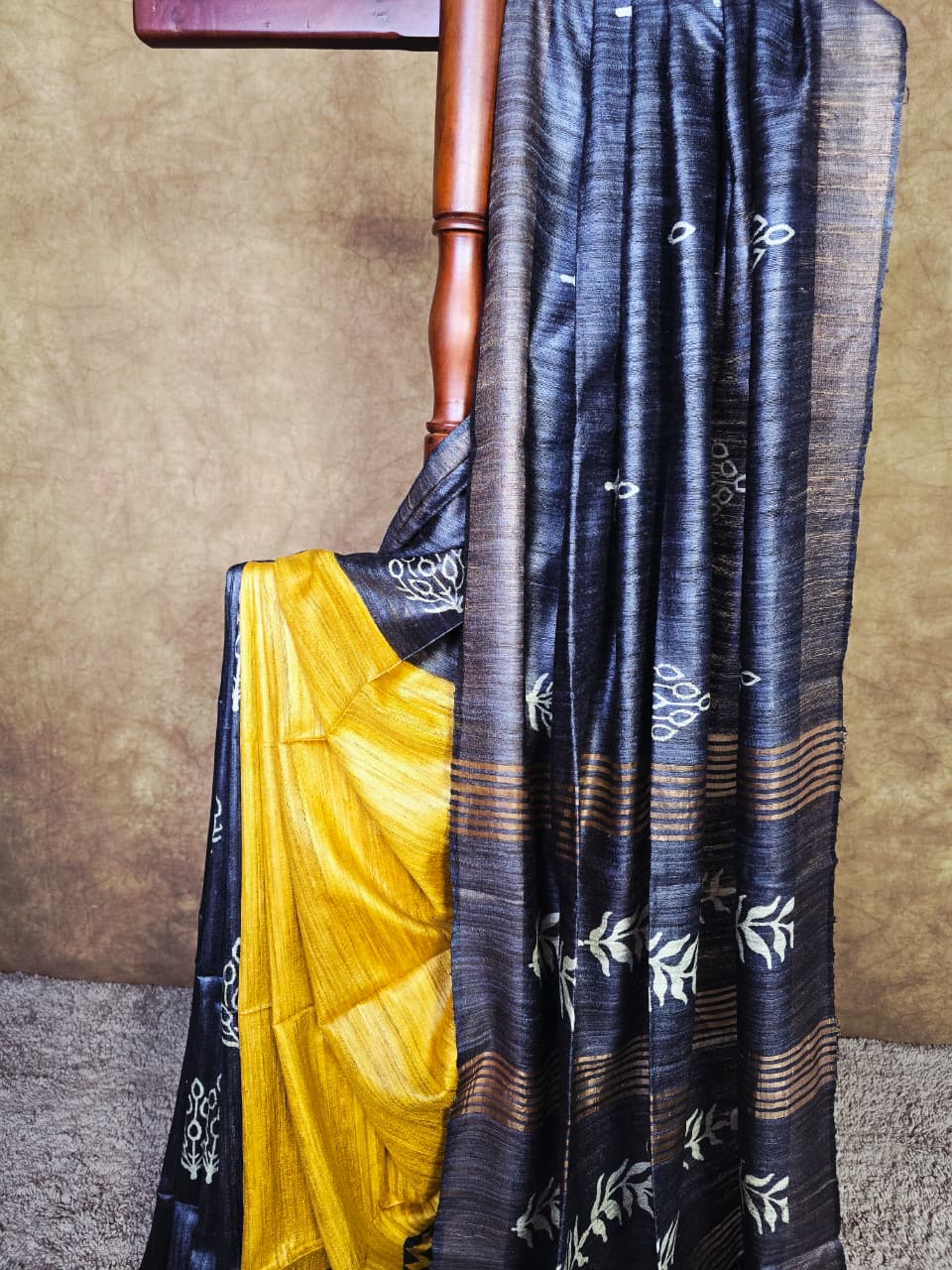 Handloom Silk Saree in Charcoal Grey & Mustard – Modern Ethnic Charm