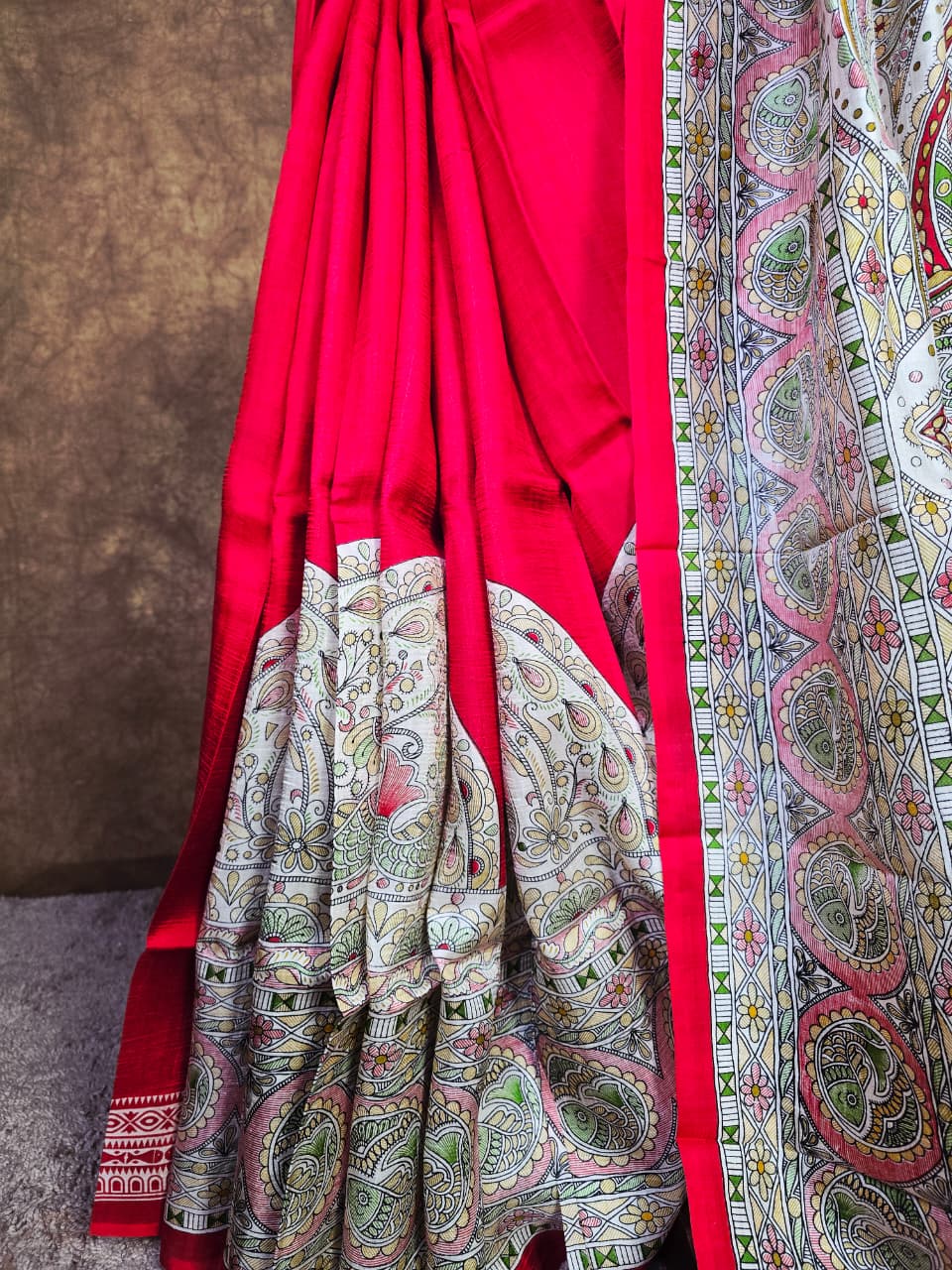 Vibrant Red Handloom Silk Saree with Artistic Hand-Painted Detailing