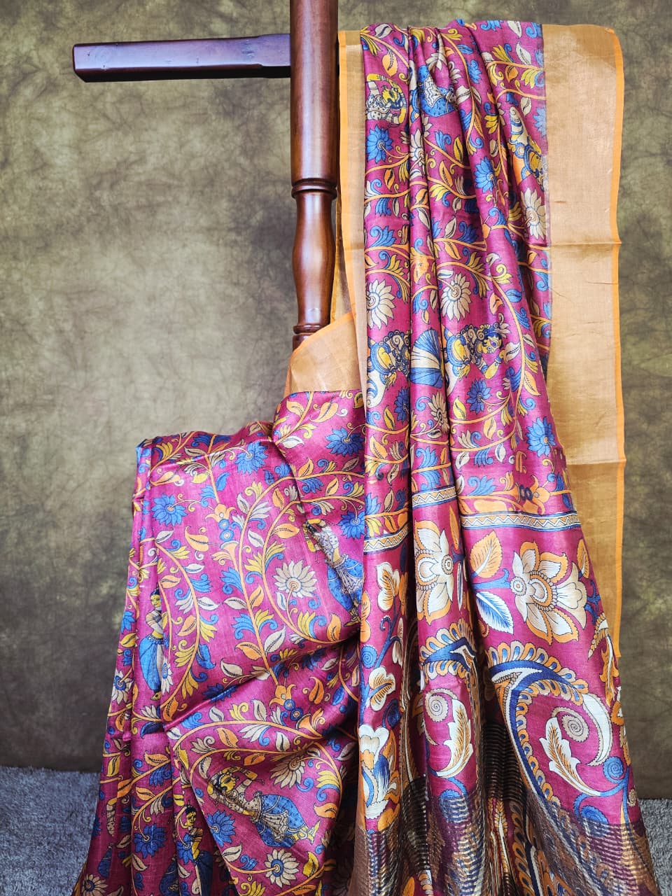 Handloom Silk Kalamkari Saree – A Fusion of Tradition & Luxury
