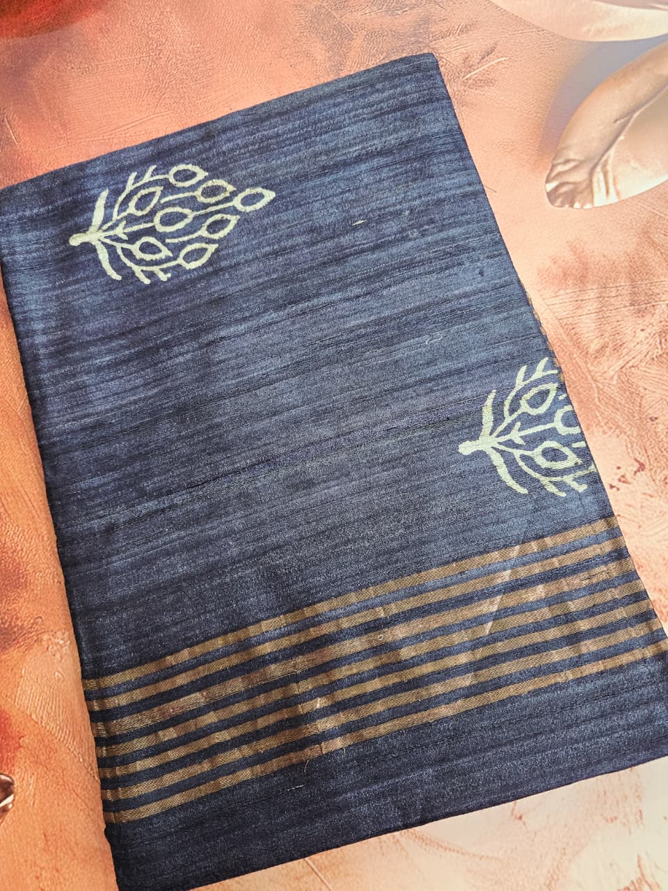 Handloom Silk Saree in Charcoal Grey & Mustard – Modern Ethnic Charm