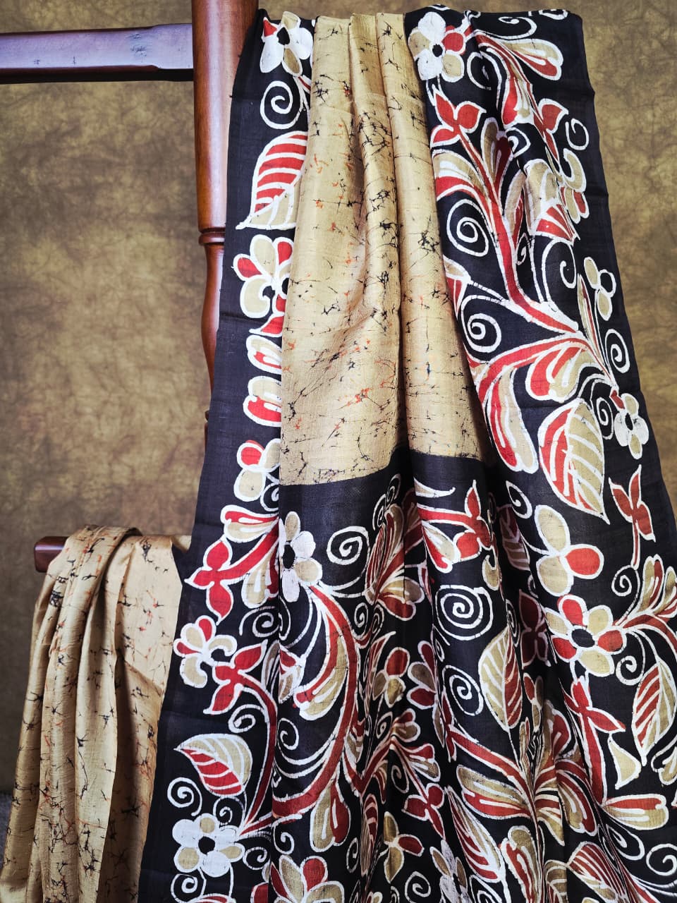 Handloom Silk with Hand Painted Batik Print Saree - Black & Beige Fusion