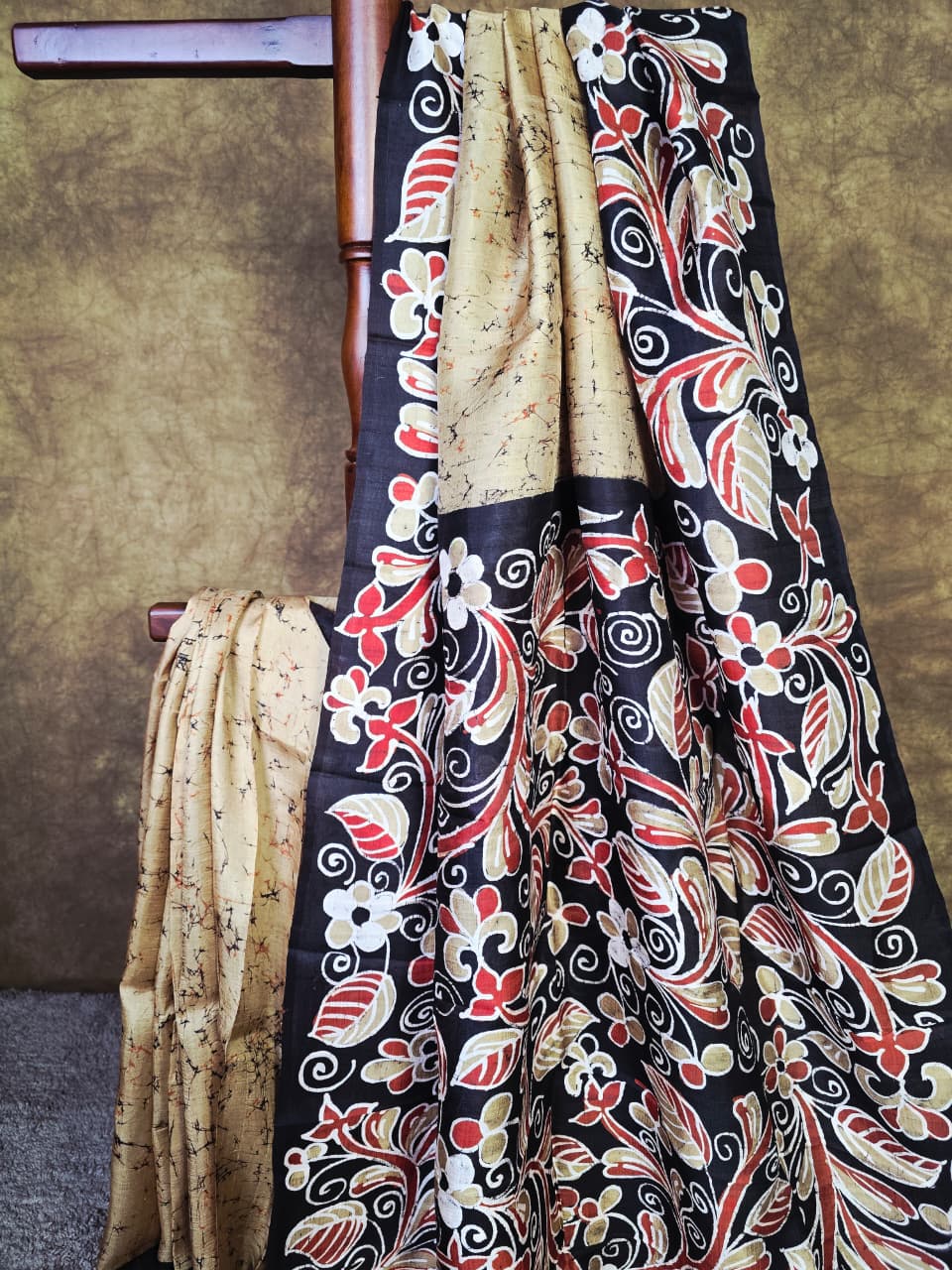 Handloom Silk with Hand Painted Batik Print Saree - Black & Beige Fusion